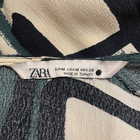 ZARA Long Sleeve Wearable Art Abstract Green/Black Frida Dress, Size Medium - Picture 6 of 7